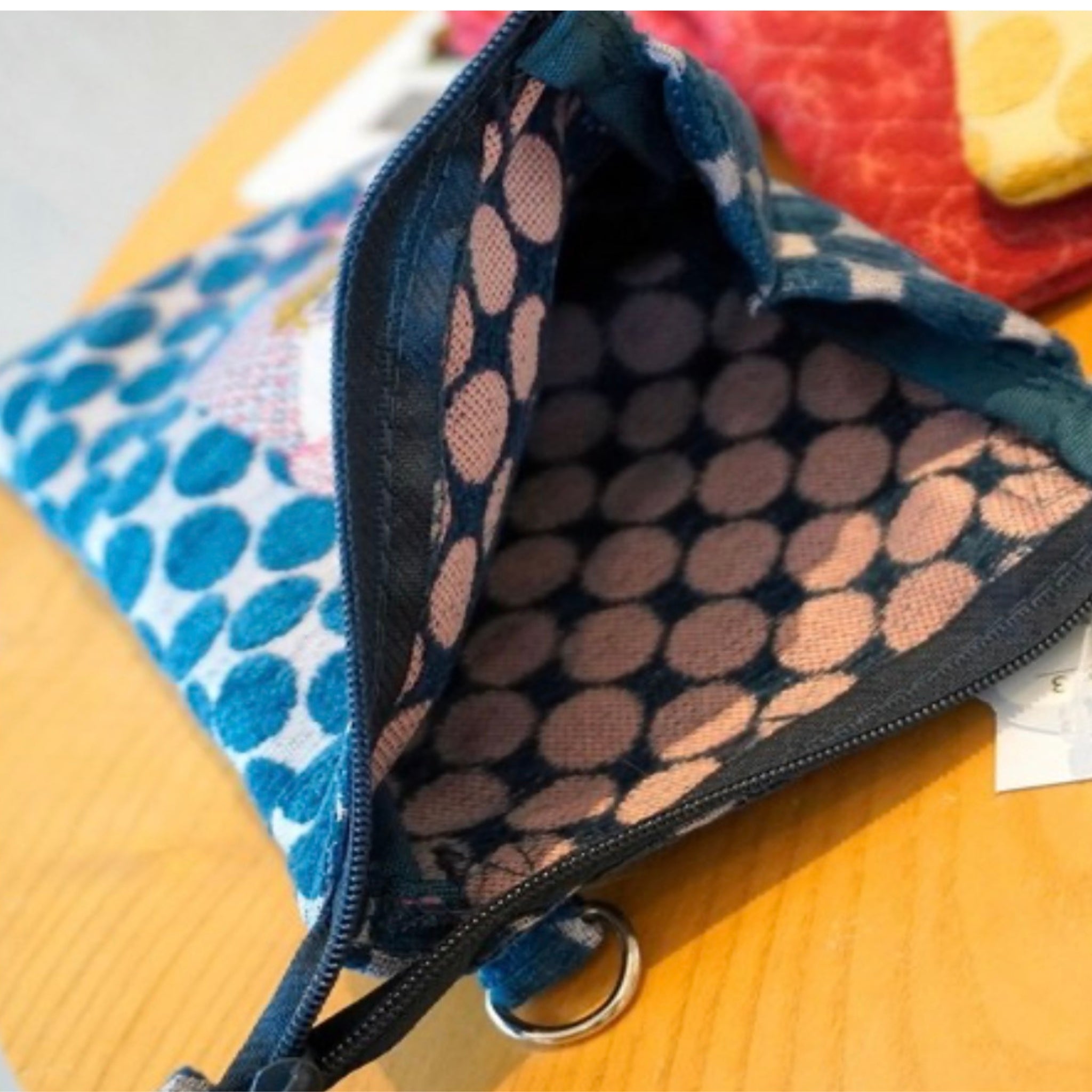 the embroidered cat crossbody bag
